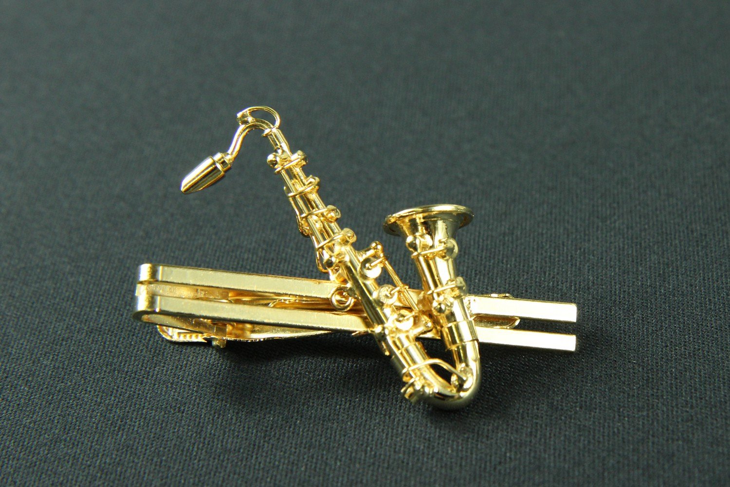 Miniblings Saxofon Krawattennadel Krawattenhalter Sax Saxophon vergoldet + Box - Handmade Modeschmuck I Herrenschmuck Männerschmuck Schlipsklammer Krawattenklammer