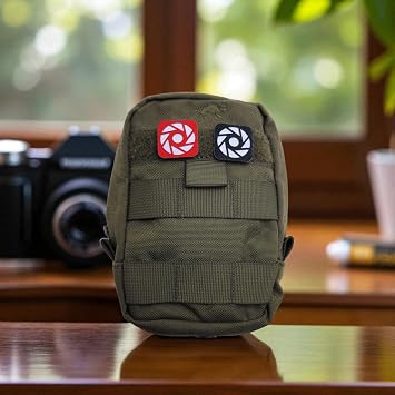 Mini Photo Camera Shutter Aperture Diaphragm Cat Eye Patch Hook Backed for Photographers Camera Bags Backpacks EDC Gear Hats
