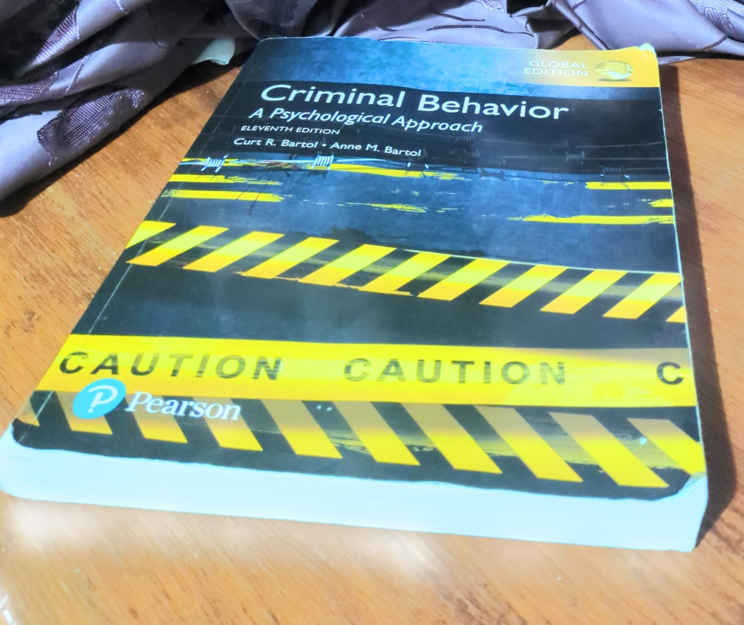 Criminal Behavior: A Psychological Approach, Global Edition