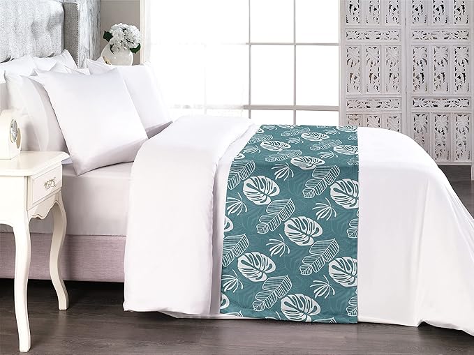 Tropical Banana Leaf Bed Runner | King Size Bedding Decor