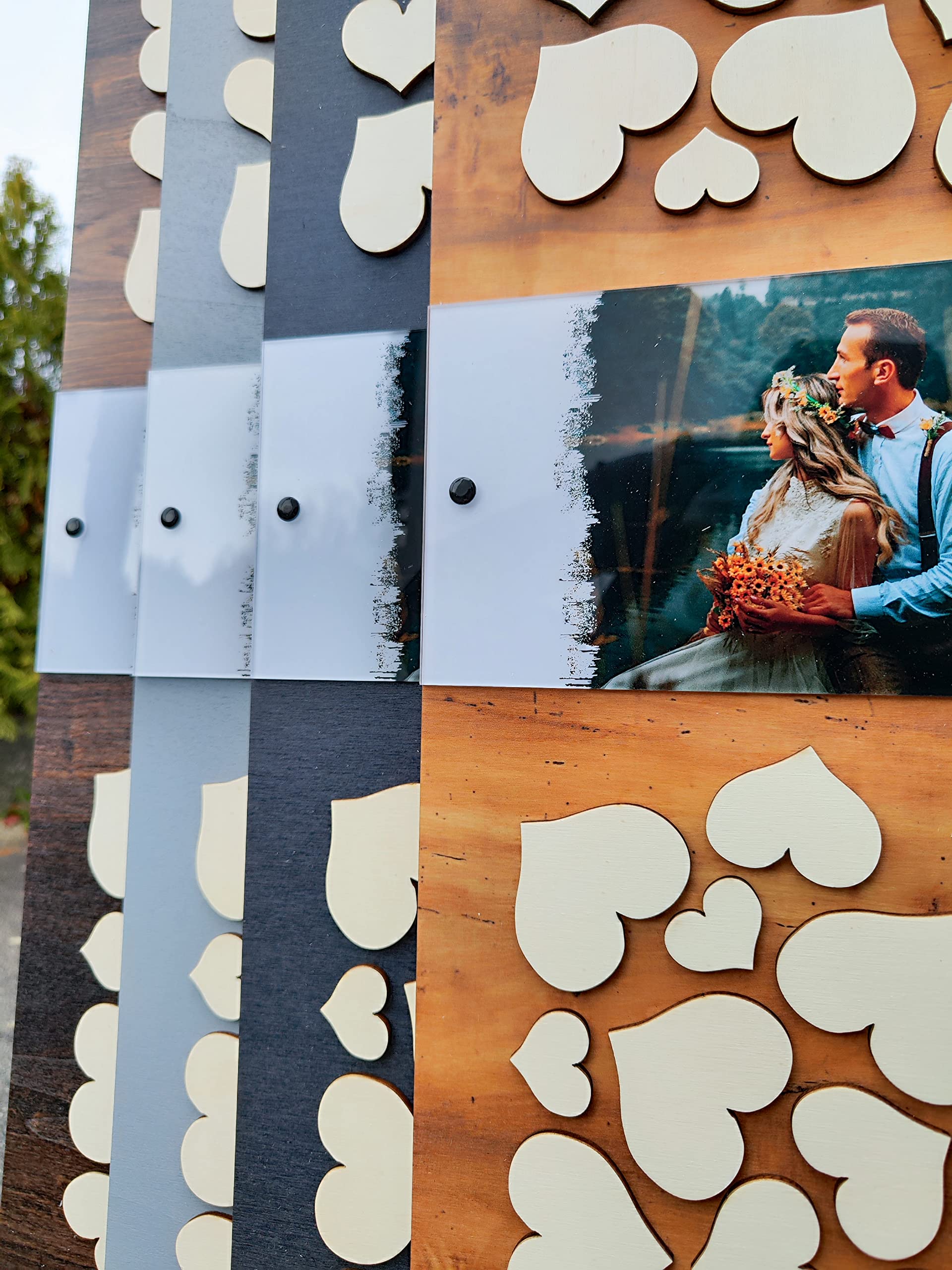 Personalisiertes 3D Gästebuch mit 60 Herzen aus echtem Holz und Acrylfoto - selbst gestalten - Gästebuch Alternative - Für Hochzeit und andere Anlässe (Anthrazit, 100 Herzen (60x75cm))