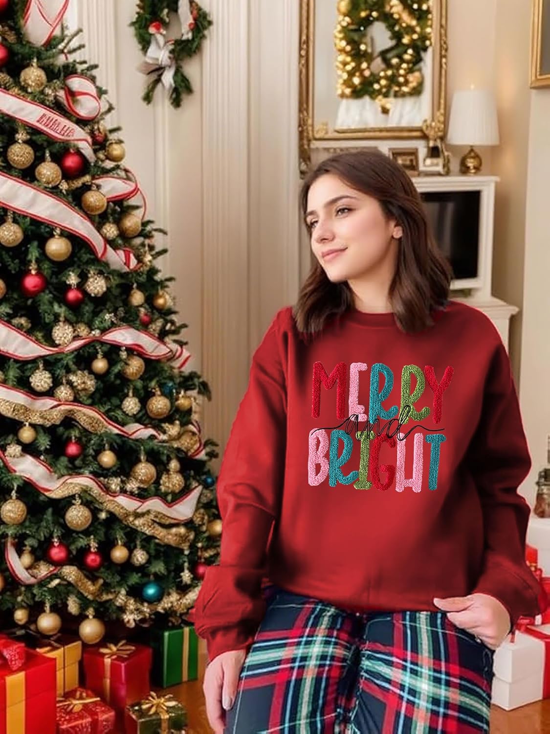 Merry Christmas Sweatshirts Women Merry And Bright Christmas Pullover Top Chenille Patch Letter Printed Xmas Gifts Top - Image 4