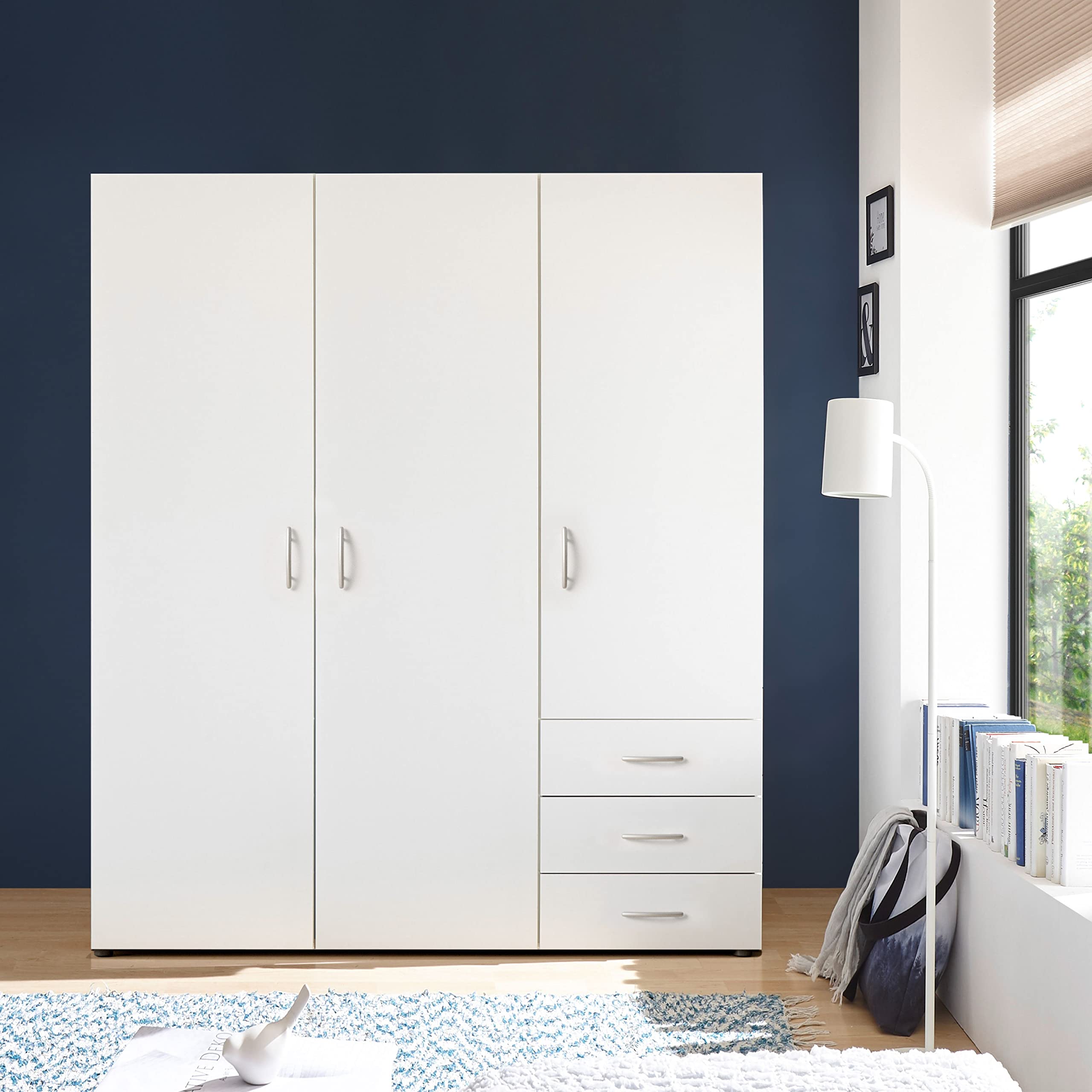 Stella Trading HARRY, Guardaroba bianco, Versatile armadio con 3 ante battenti per la camera da letto, 150 x 176 x 51 cm (larghezza x altezza x profondità)