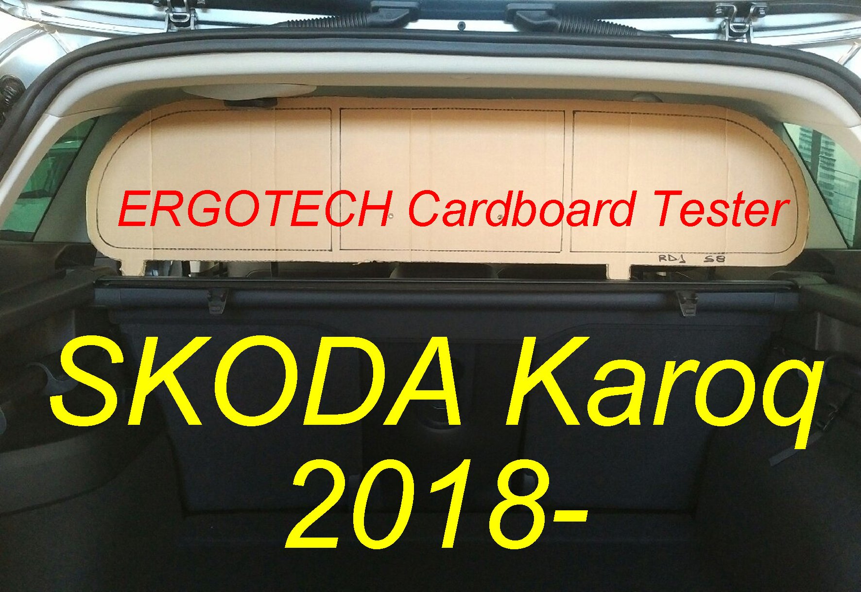 ERGOTECH Divisorio Griglia Rete Divisoria per Skoda Karoq, RDA65-S8, per Trasporto Cani e Bagagli