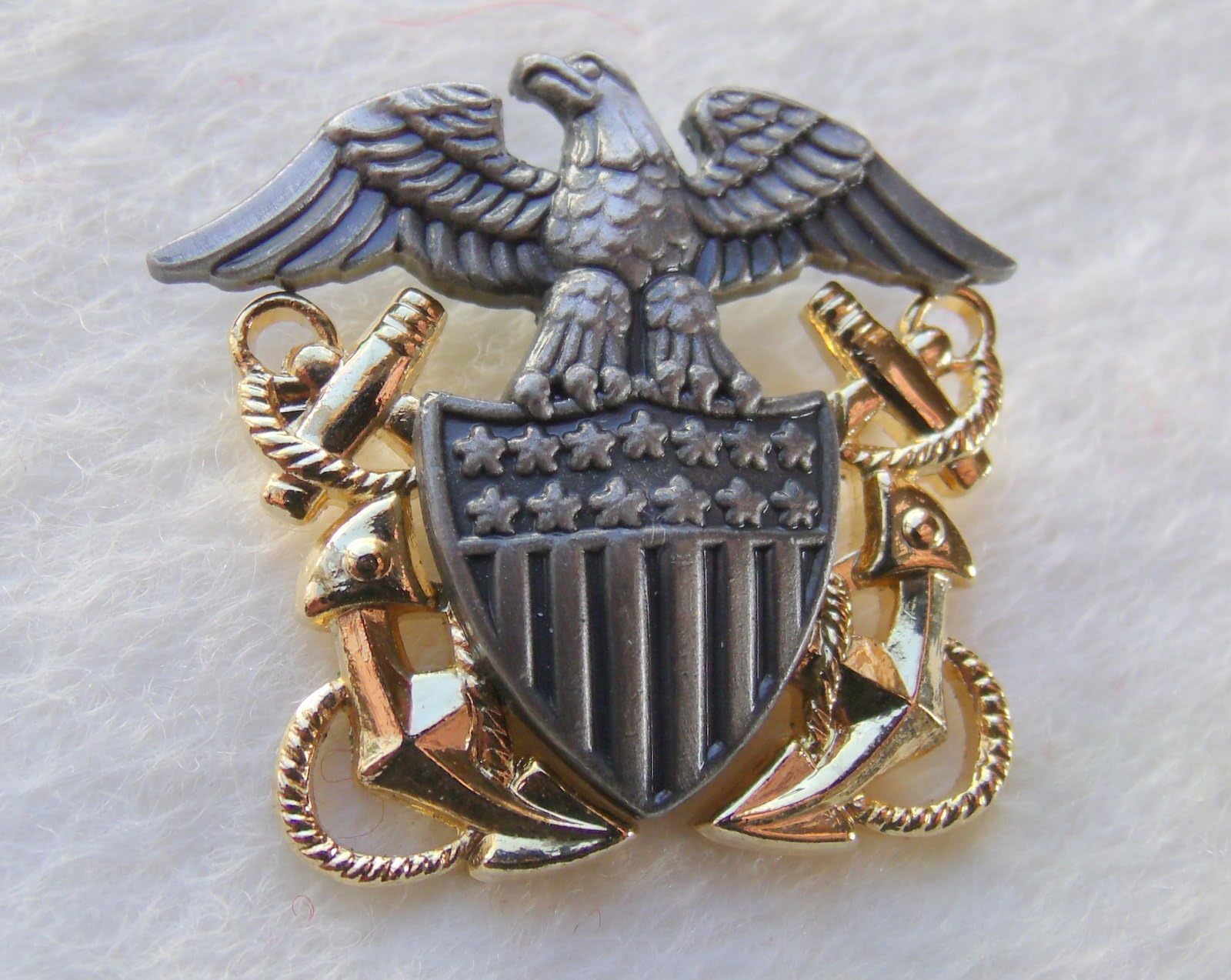 USN NAVY OFFICER PIN,ANCHOR EAGLE SHIELD PROUD NAVY SERVICE LAPEL PINS