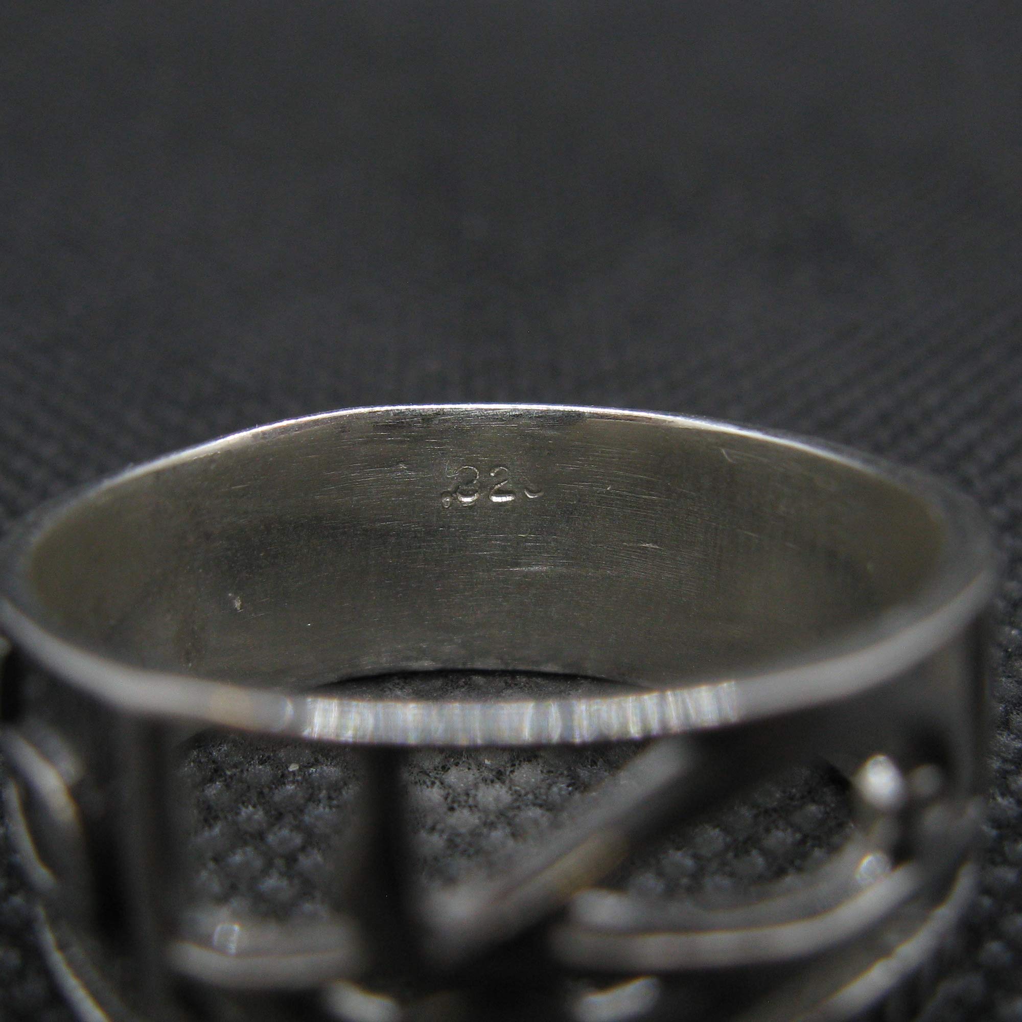 Anello da Uomo in Argento Sterling Amon Ra Occhio Solido Marchiato 925