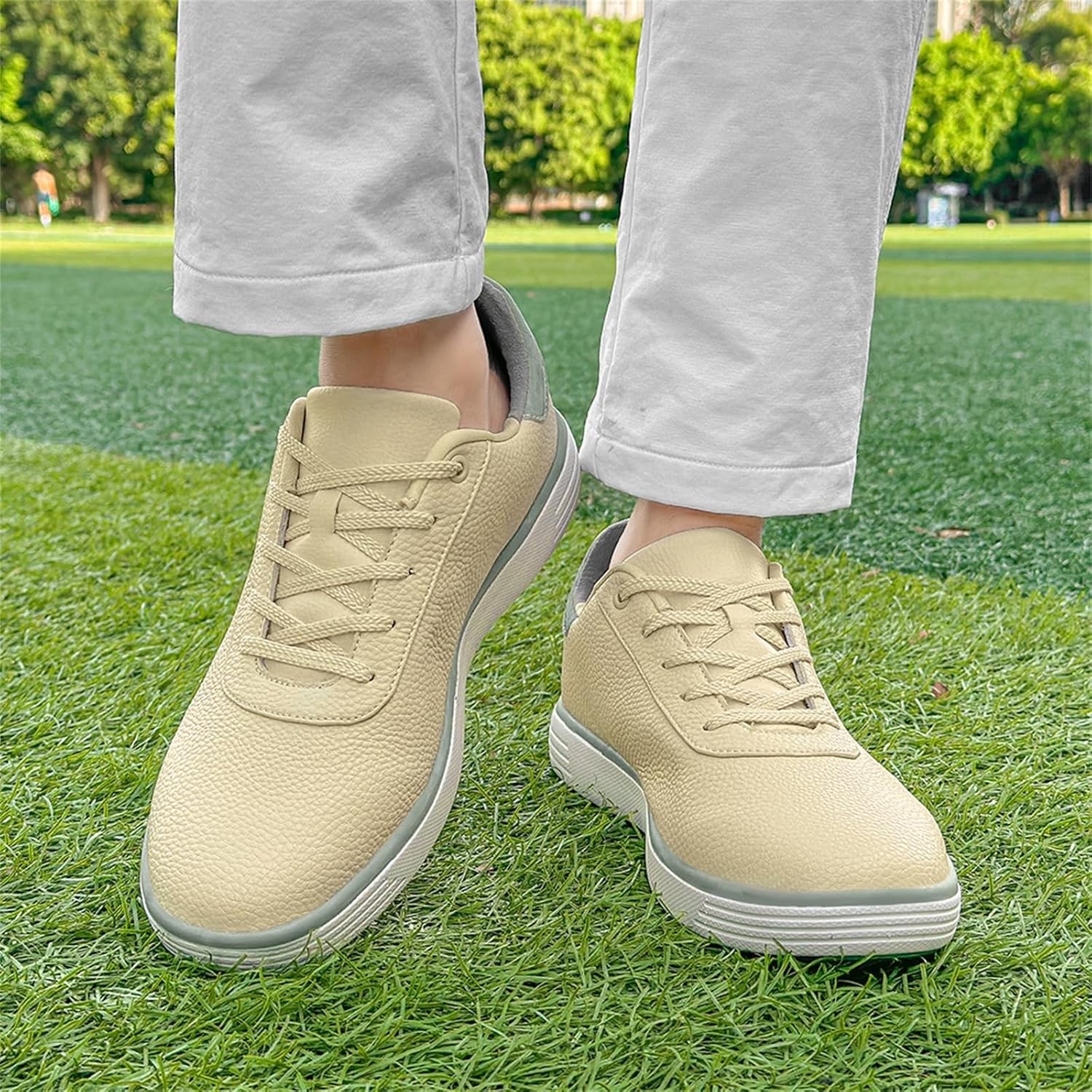 Women's Golf Shoes, Waterproof Spikeless Golf Shoes Non-Slip Lightweight Casual Sneaker