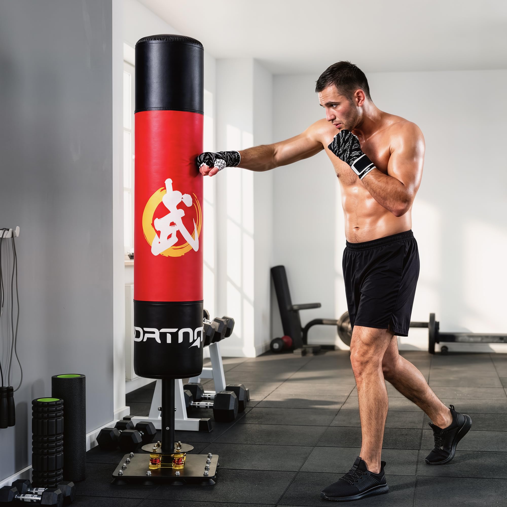 SPORTNOW Sacco da Boxe Autoportante per Adulti, 156 cm, Robusto, con 12 Ventose e Ammortizzatore, per Kickboxing, MMA, Muay Thai e Allenamento in Casa