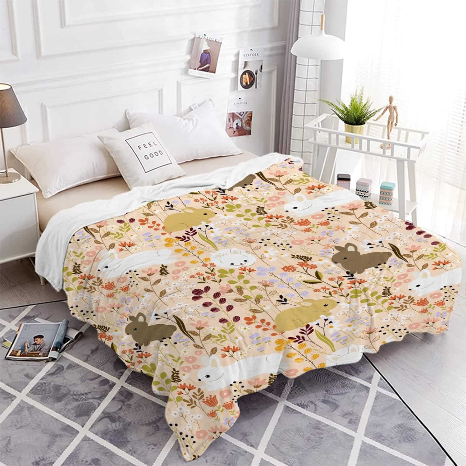 Cute Rabbit and Flowers Blanket Bunny and Floral Lightweight Throw Blanket for Women Men Soft Cozy Fleece Bed Couch Living Room Blanket for Kids Girls Boys—All Season Small 50"x40"（Throw） Kid