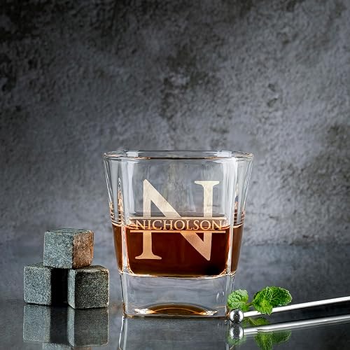Miniatura 3 de Amazing Items Single  Regalos de whisky para hombres, vasos de whisky personalizados con nombre e inicial  9 diseños  9 onzas, vasos de rocas con