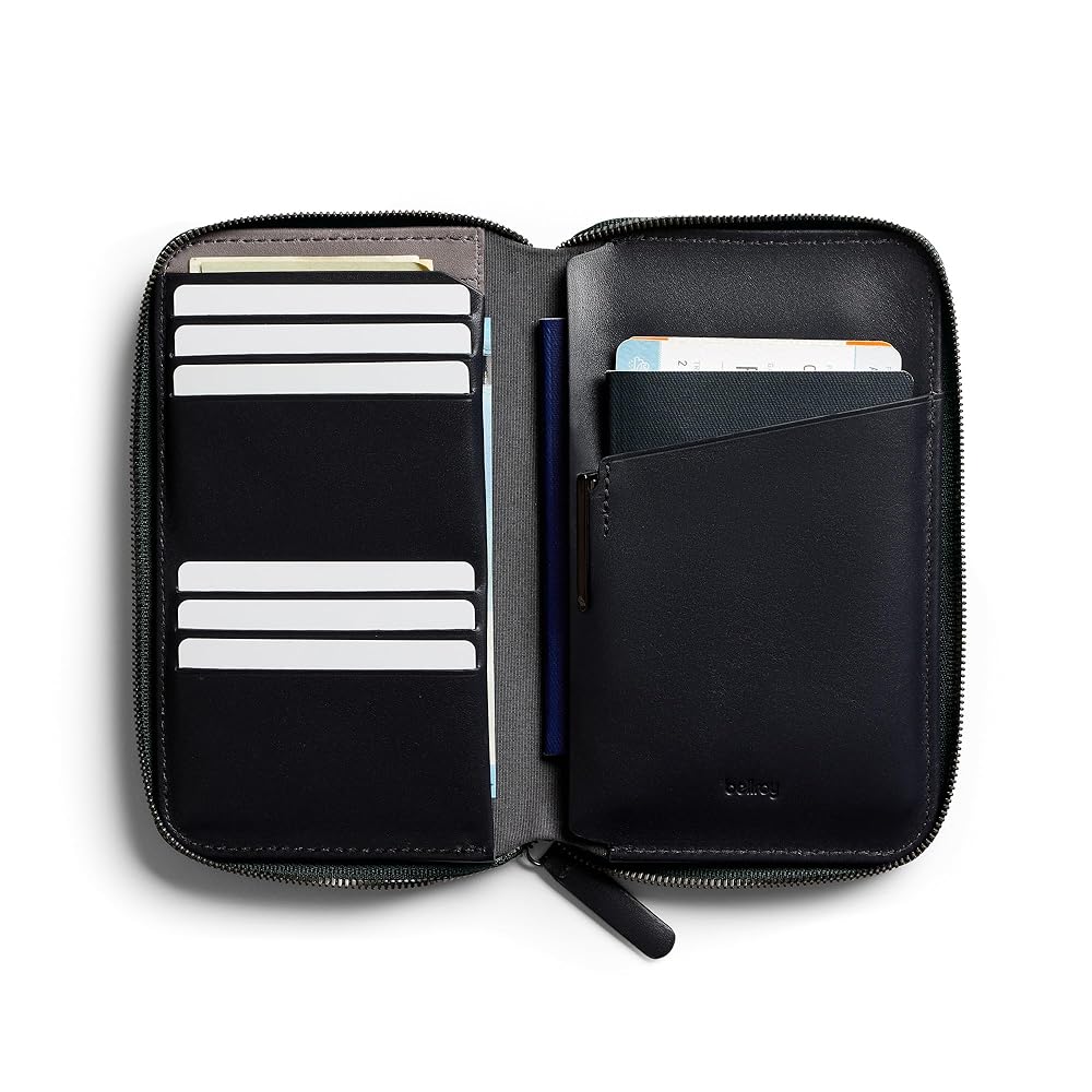 ベルロイ Travel Wallet RFID保護 everglade Amazon.com | Bellroy Travel Folio – Second Edition