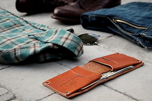 Miniatura 5 de 1844 Helko Werk Frontier Collection Billetera plegable de cuero - Carteras para hombre fabricadas en Estados Unidos - Billetera plegable para