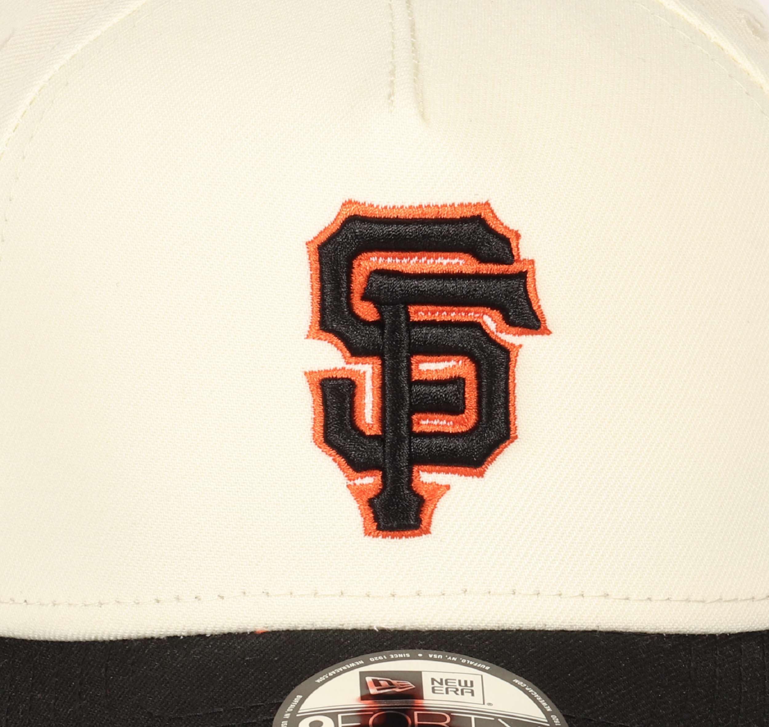 New Era Gorra Ajustable con Visera Curvada en diseño Two Tone Chrome 9Forty A-Frame Sidepatch Winter Baseball MLB Talla única Diferentes Equipos