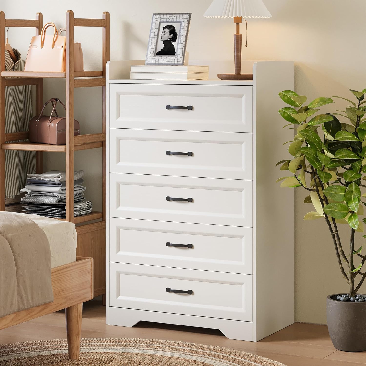Gizoon 5 Drawers Dresser, 44.3" H Dresser for Bedroom, Chest of Drawers with Large Storage Capacity, Modern 5 Drawer Chest with Smooth Rail, Handles, Anti-tilt Device, for Hallway, Living Room, White