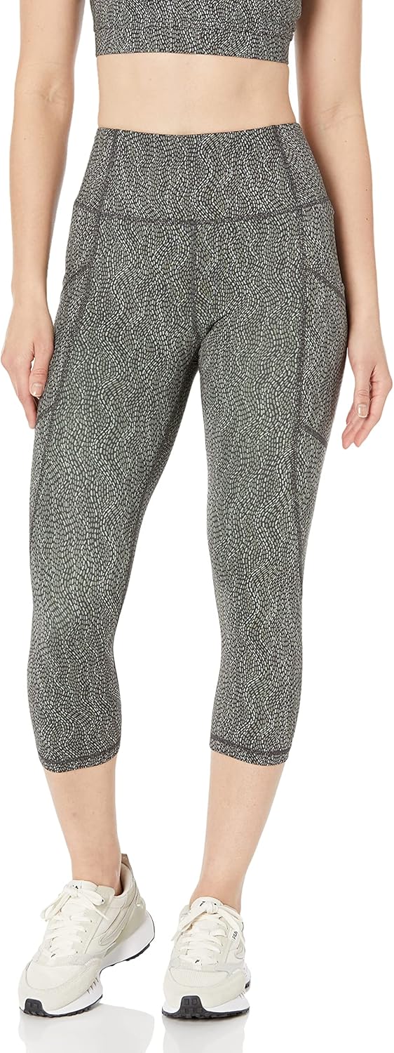 Amazon Essentials Women’s Active Sculpt Workout Athleisure High Rise Capri Leggings with Pockets (Available in Plus Size)