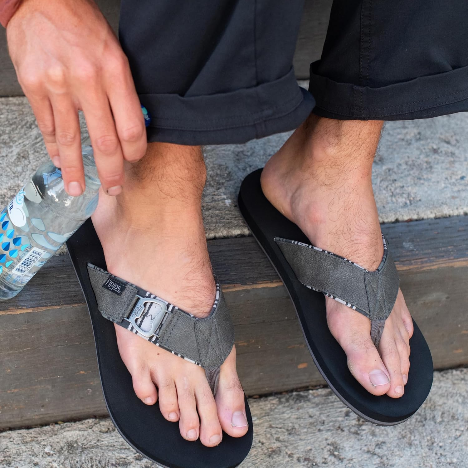 Flojos Men's Estiler Lite Flat Sandal - Image 8