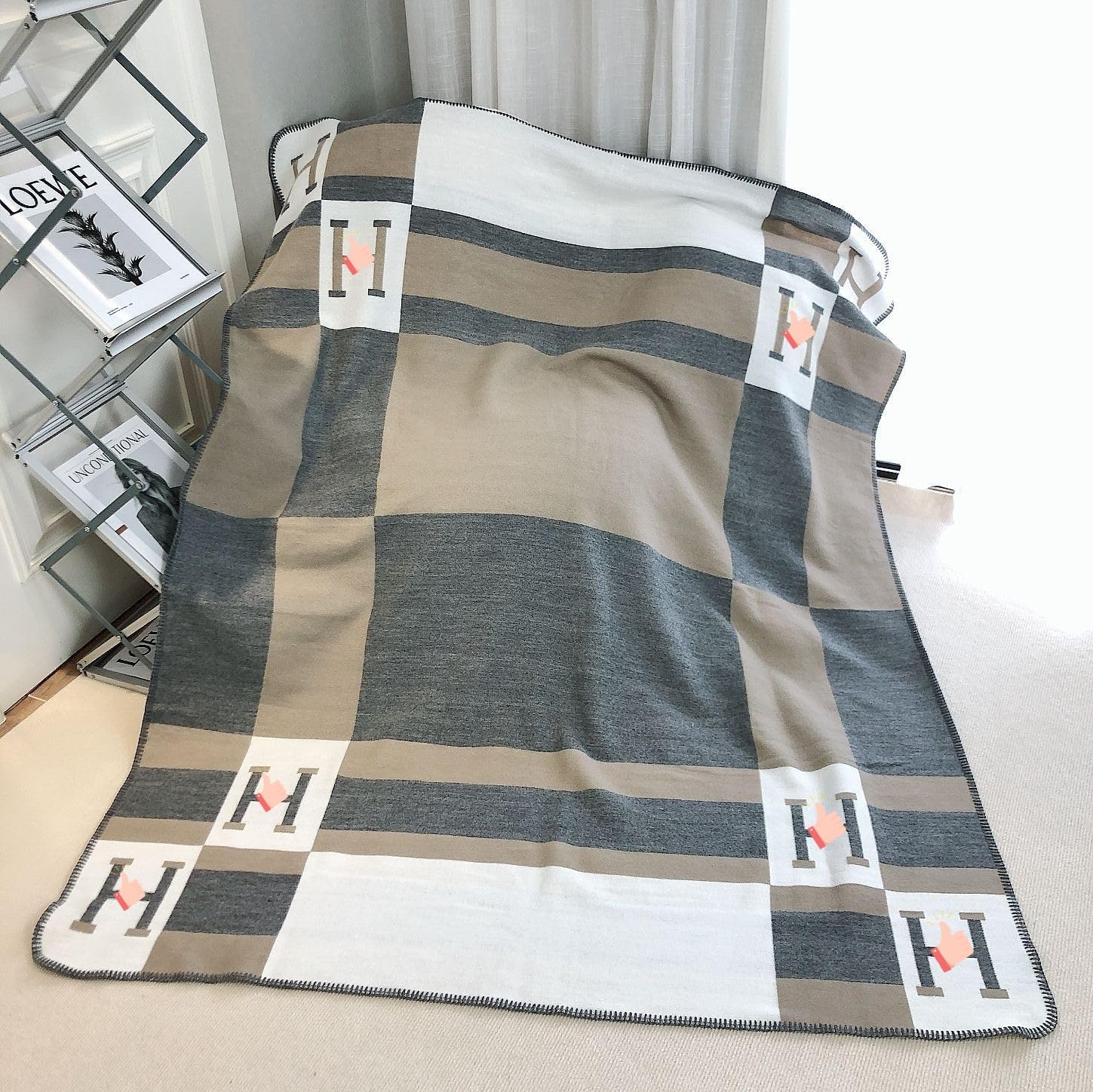 h Blanket Soft Fleece Sofa Throw Blanket for Women Couch Bed Plush Wool Stitch Flannel Cozy Large Comfy Quilt Aesthetic New Home Living Dorm Bedroom Decor Travel Essentials Gifts (Khaki)