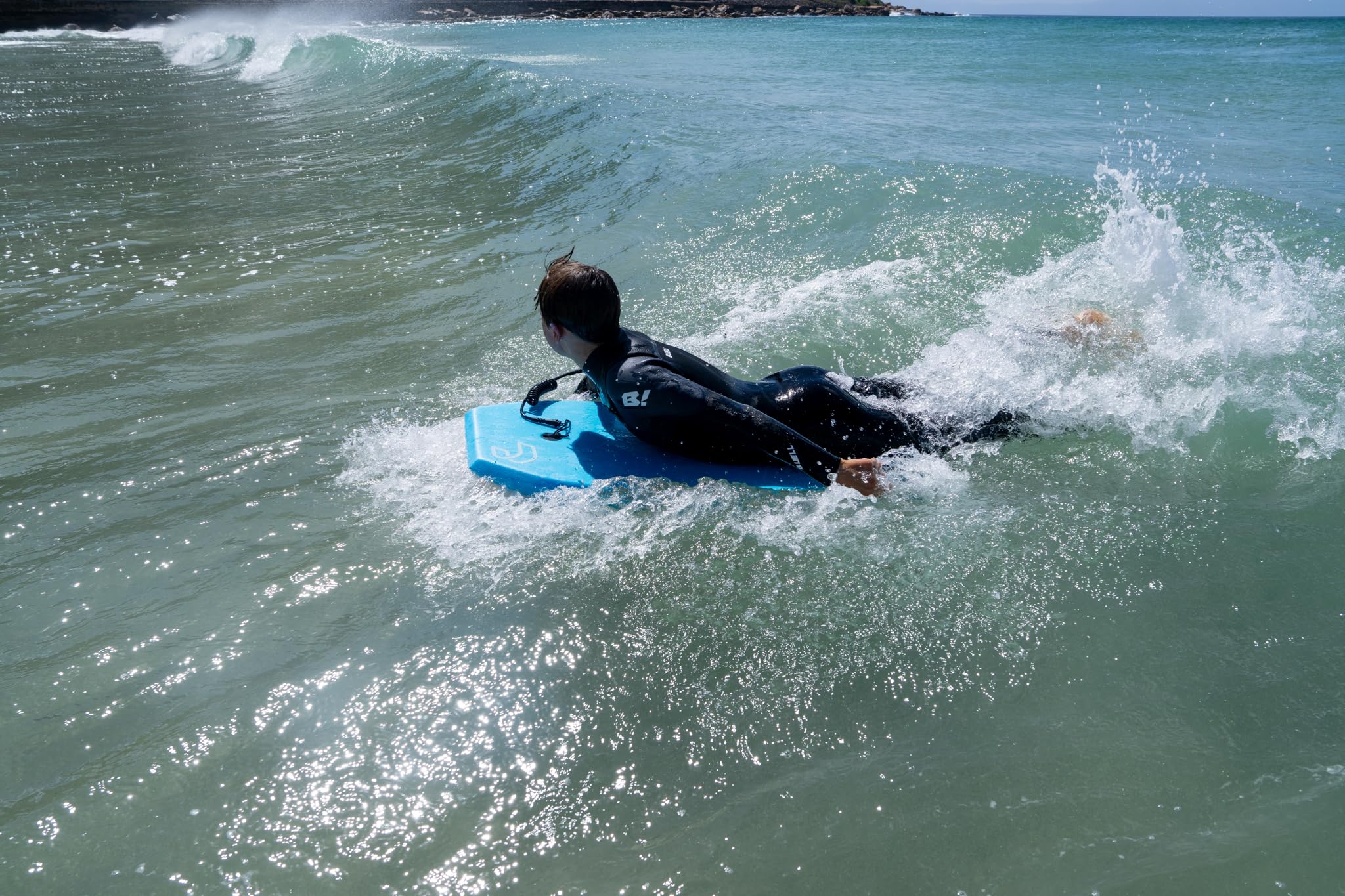 Ripple - Bodyboard de 99 cm, ligero, duradero, núcleo EPS IXPE, cubierta HDPE, parte inferior lisa, FRP, cola creciente, malla de plástico de doble canal con doble correa de muñeca