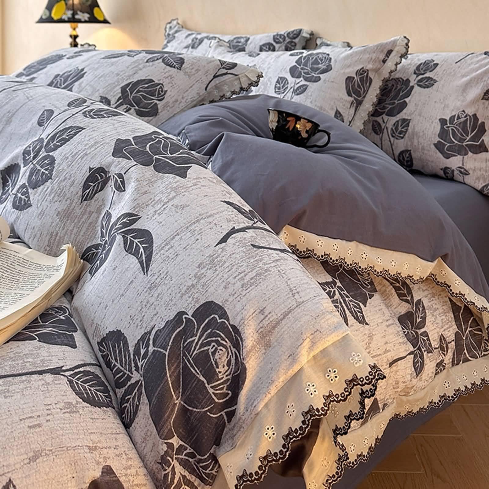 Gualiy 3-częściowy zestaw pościeli King Size, bawełna kwiat i liść z koronkową falbanką poszewka na kołdrę 200 x 230 cm z zapięciem na zamek błyskawiczny i 2 poszewki na poduszki, 1 prześcieradło z