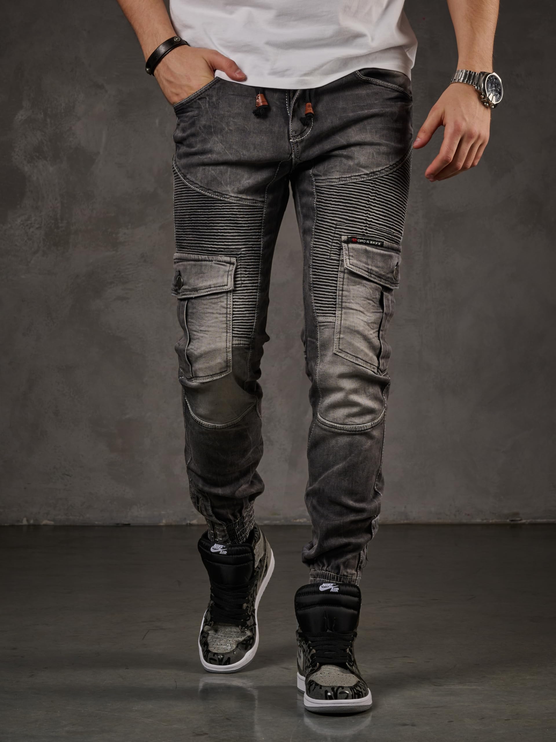 Cipo & Baxx Herren Cargohose | Biker Streetwear Denim | Cargotaschen, Reißverschluss Detail, Stretch | mit trendigem Muster
