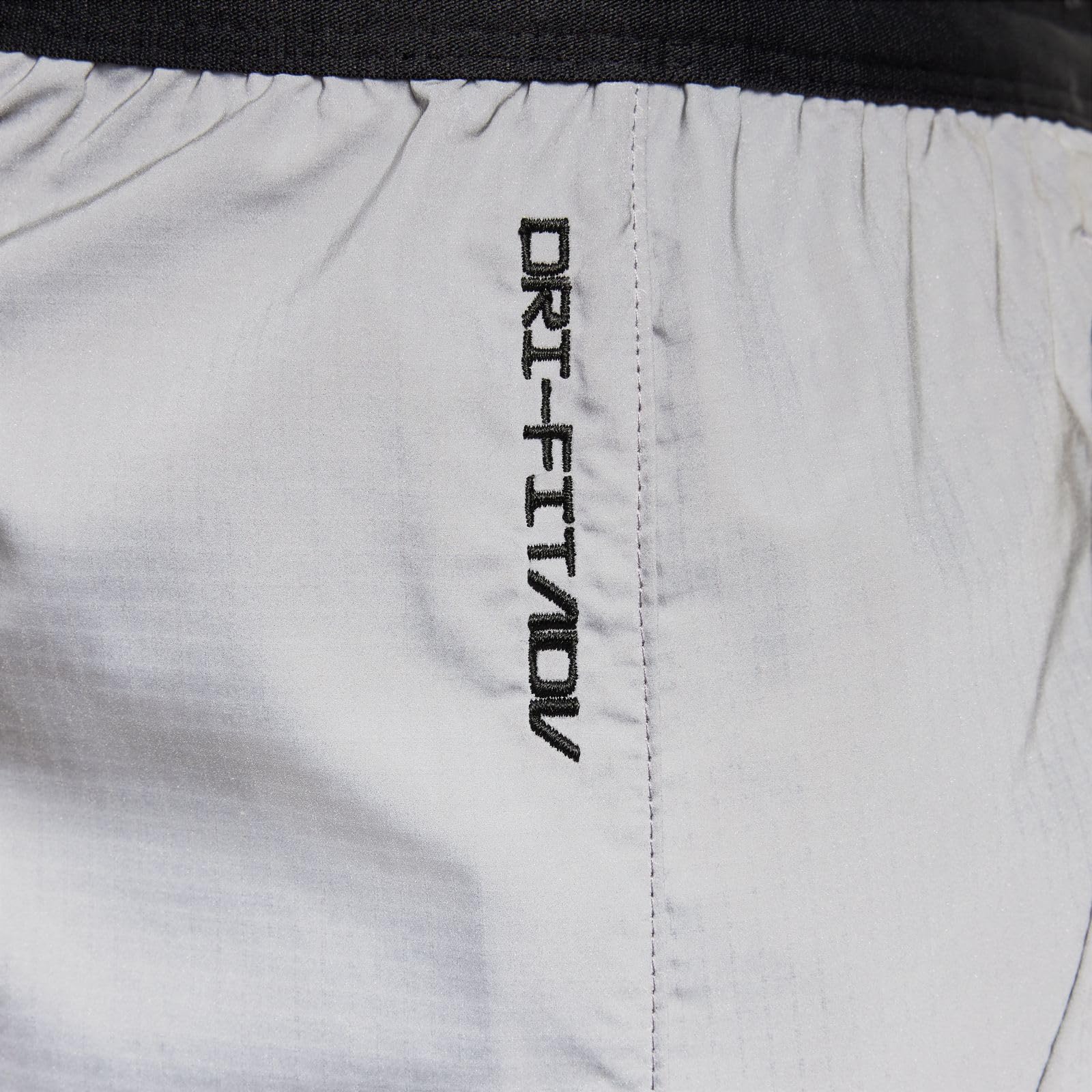 Nike - Nike Running Division Dri-Fit ADV Reflektierende 2-in-1-laufshorts (Ca. 10 Cm, Herren), Pantaloncini da Corsa 2 in 1 Uomo