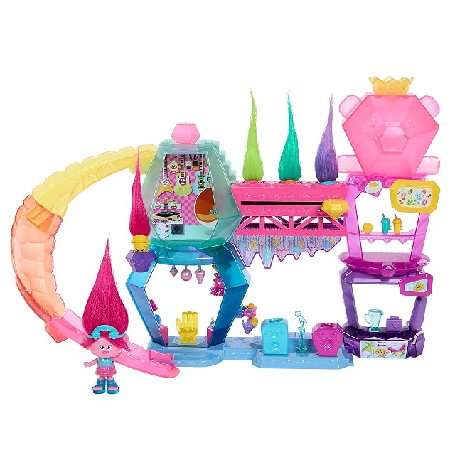 Mattel Trolls 3 Todos Juntos Mount Rageous Set de juego de 2 plantas con muñeca pequeña Reina Poppy
