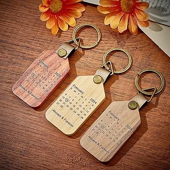 Amazon.co.jp: [Drawelry] 木製フォトキーホルダー カスタムテキスト