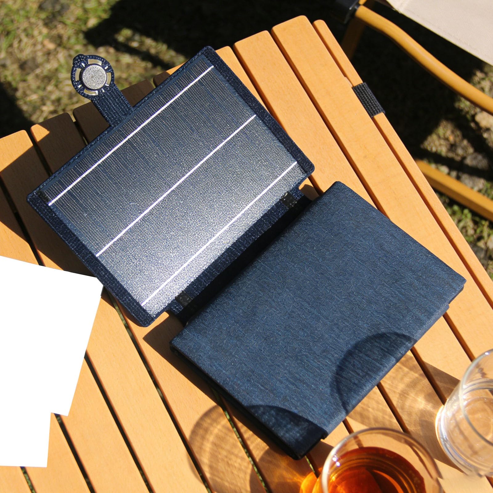 Monokrystaliczny powerbank solarny 28 W z portem USB typu C, składane, monokrystaliczne ogniwo słoneczne, wysoki współczynnik konwersji do oświetlenia ogrodowego na zewnątrz