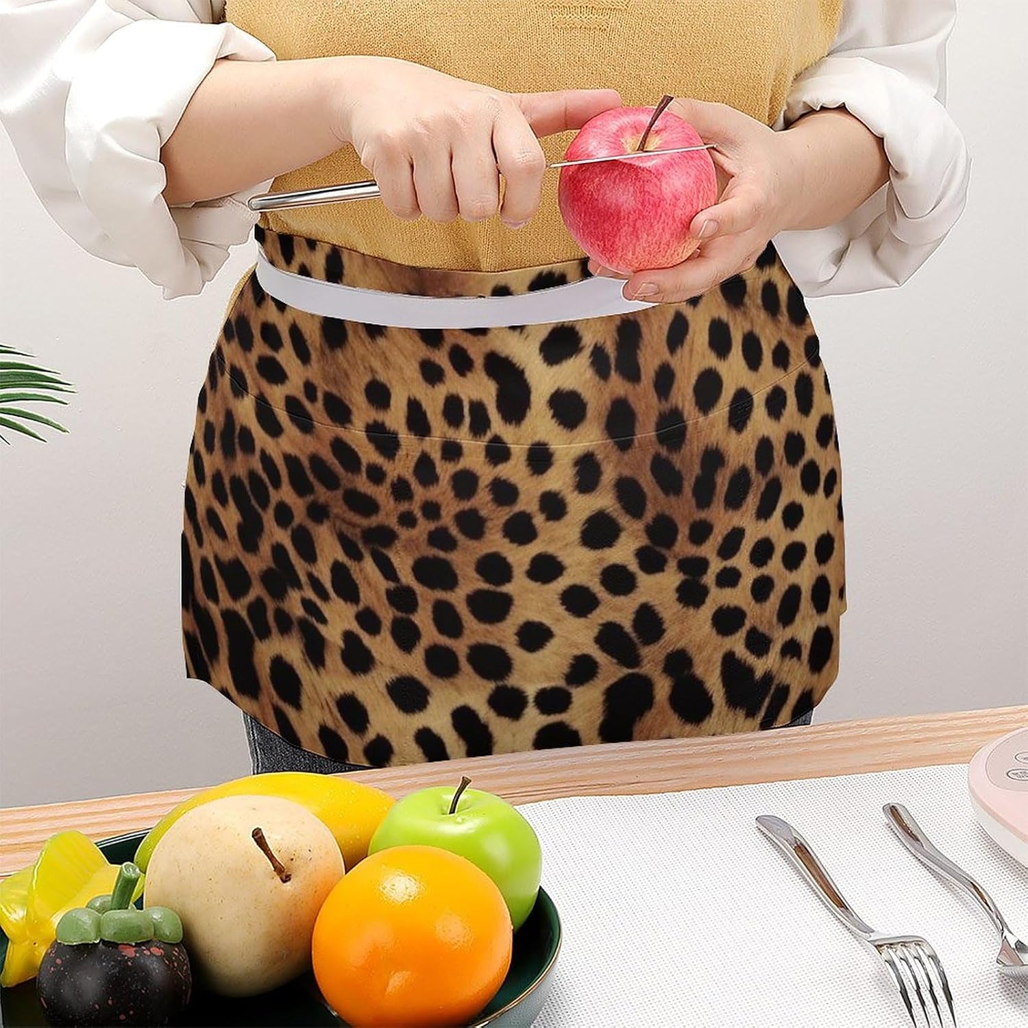 Leopard Animal Print Server Apron With 3 Pockets Water Resistant Waist Apron Half Apron For Waiter Bartender Barista Restaurant And Kitchen