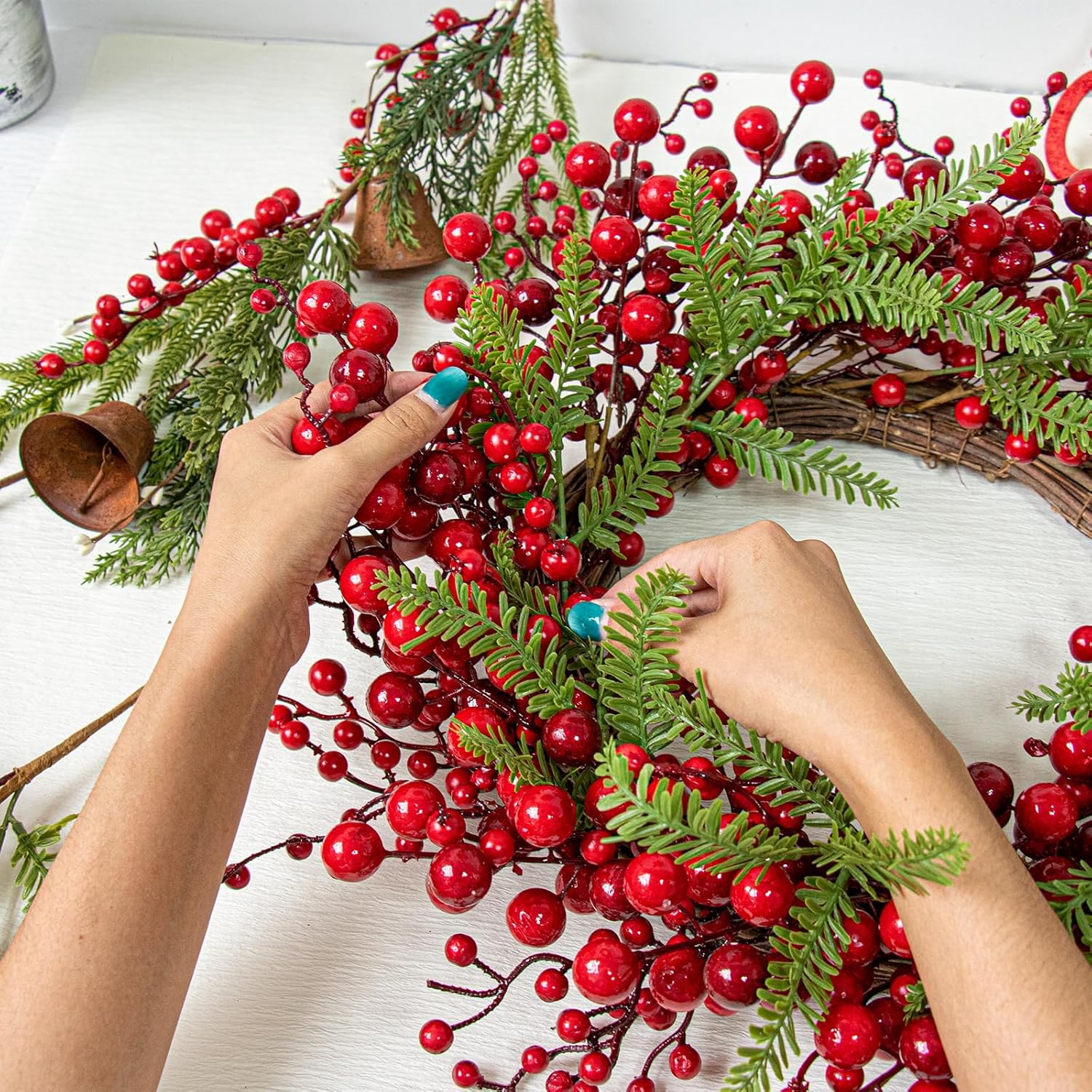 J'FLORU Artificial Christmas Wreath 20 Inch Chirstmas Wreaths for Front Door Red Berry Wreath with Pine Needles for Porch Fireplace Xmas Winter Holidays - Image 3