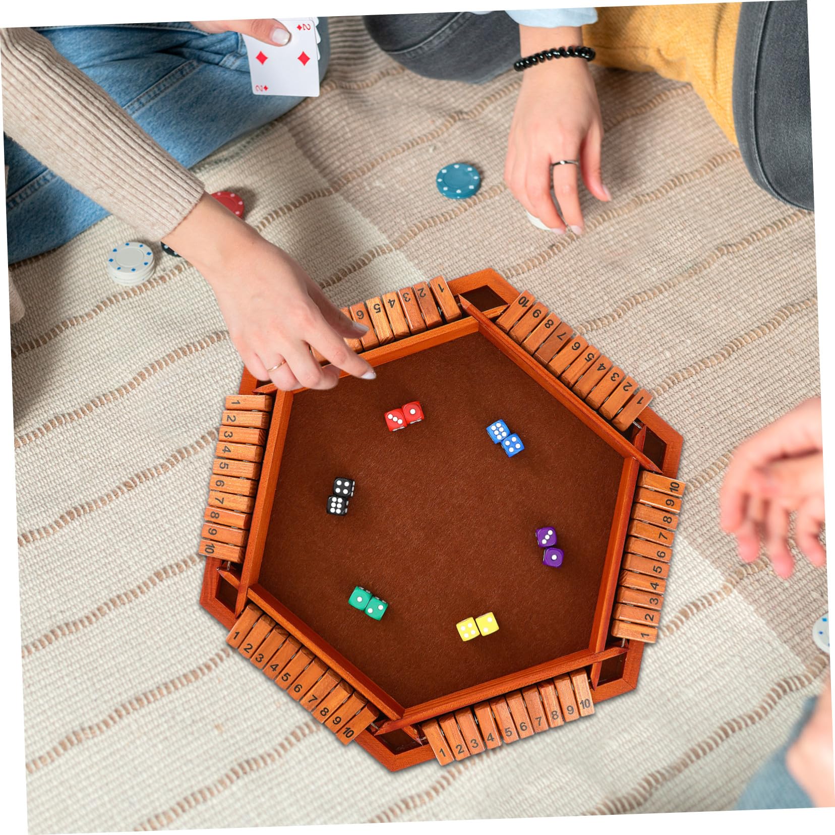PLAFOPE Shut The Box Gra Drewniana z Sześciościennymi Kośćmi Liczbowymi Interaktywna Planszowa Gra Matematyczna Przyjęcia i Spotkania Rodzinne Wytrzymała i Przenośna Plansza z Drewna