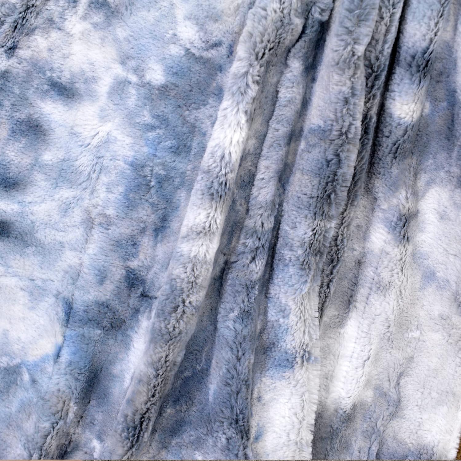Home Soft Things Tie Dyed Double Sided Faux Fur Throw Blankets Soft Warm Cozy Fluffy Plush Comfortable Couch Bed Cover Living Room Decor, Blue, 50'' x 60''