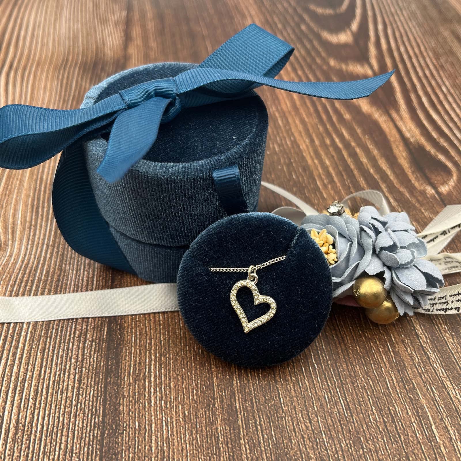 Piccola scatola regalo per collane, in velluto, portatile, rotonda, con elegante fiocco a nastro, per compleanno, festa della mamma, Natale, matrimonio, anniversario (blu)