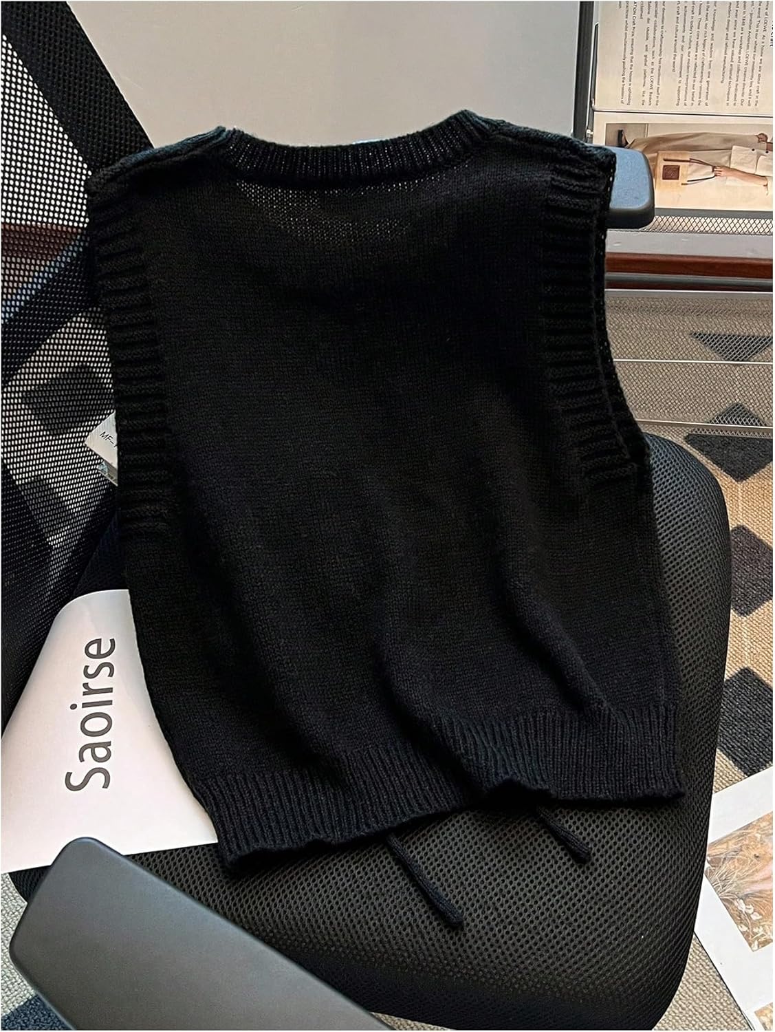 Verdusa Women's 3D Floral Sweater Vest Sleeveless Crew Neck Lightweight Knitted Tank Top - Image 2