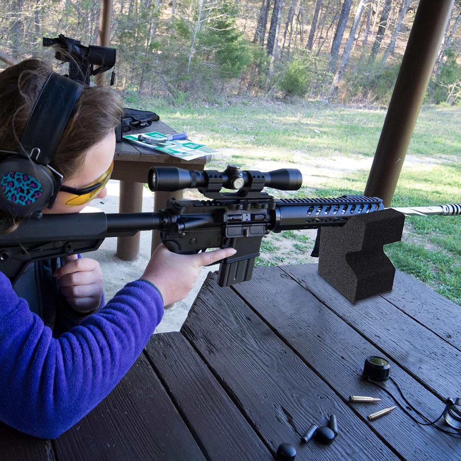 Outdoor Shooting Foam Rest, Lightweight Rifle& Pistol Shooting Block Bench Rest, Large Weapon Rack, Good Accessories for Shooting, Easy to Carry, Antislip, Antiscratch&Waterproof,2 Pack