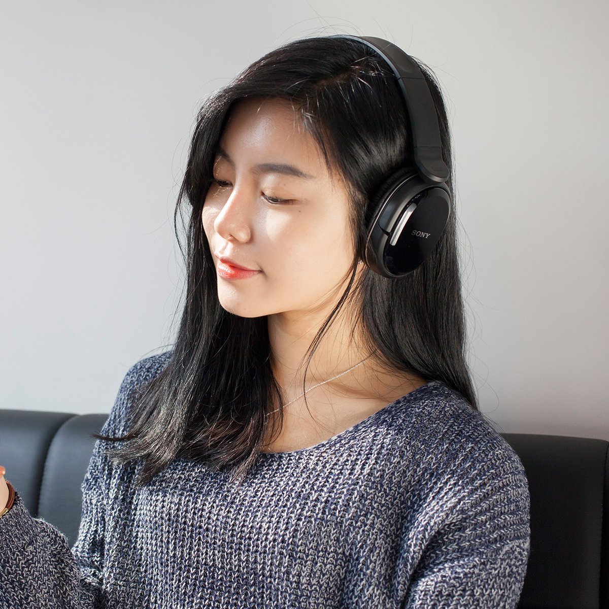 SONY - [SERINA　]MDR-HW300K 　MDR-10 Amazon.com: Sony MDRZX300/RED Outdoor Headphones : Electronics