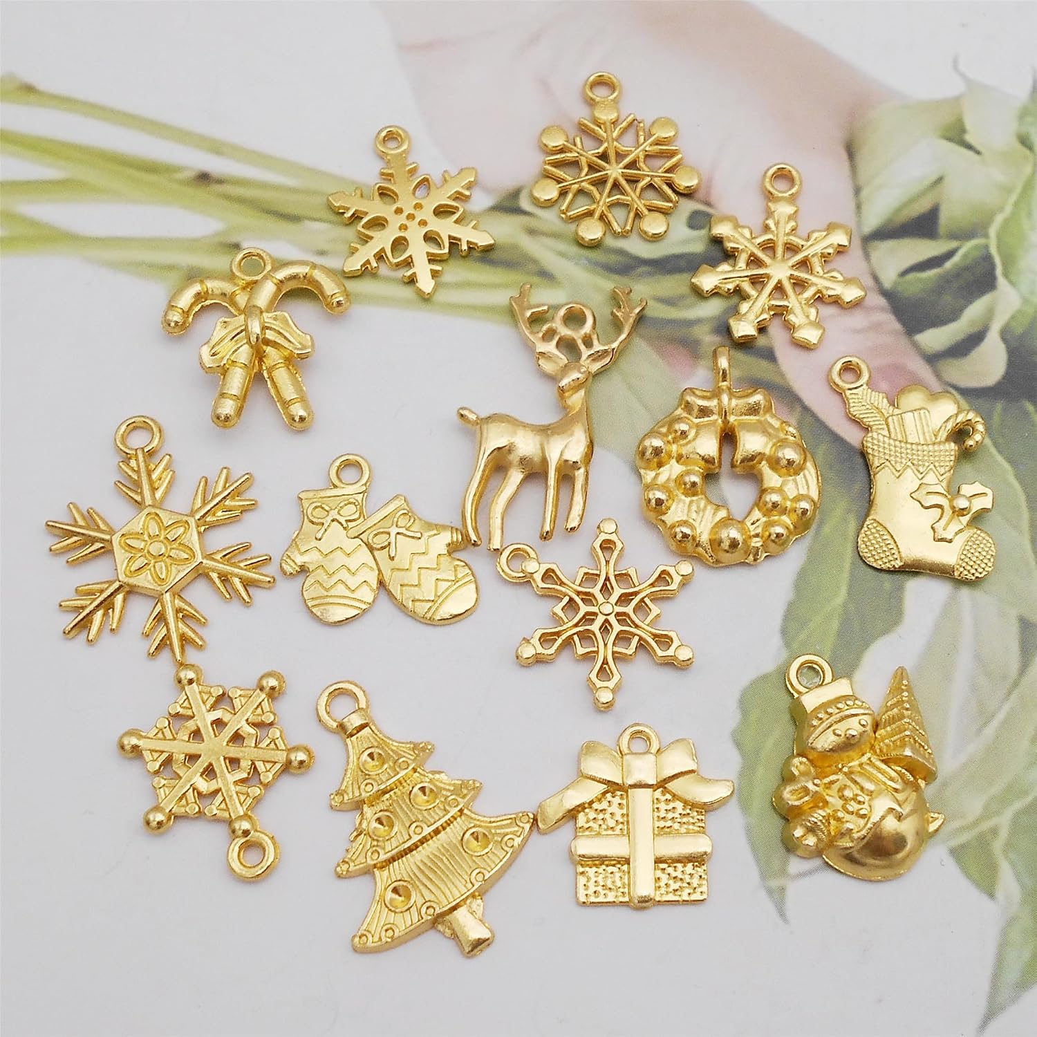 100 Grams Christmas Charms Assorted Santa Claus Christmas Tree Elk Snowflakes Snowman Charms Pendant for Xmas Earring Bracelet Necklace Gifts Craft Making image 3