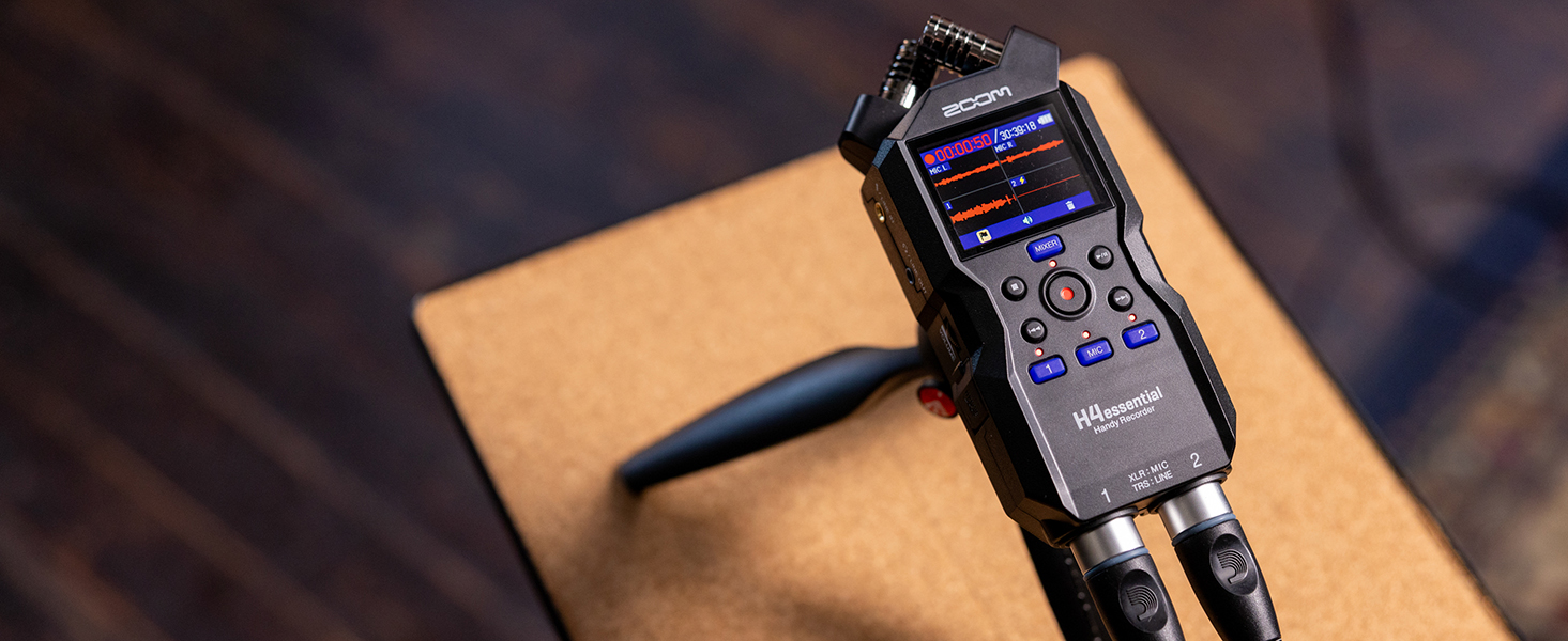 セット販売H4essential& accessory pack & BTA-1 Amazon.com: Zoom H4essential 4-Track 32-Bit Float Portable Audio