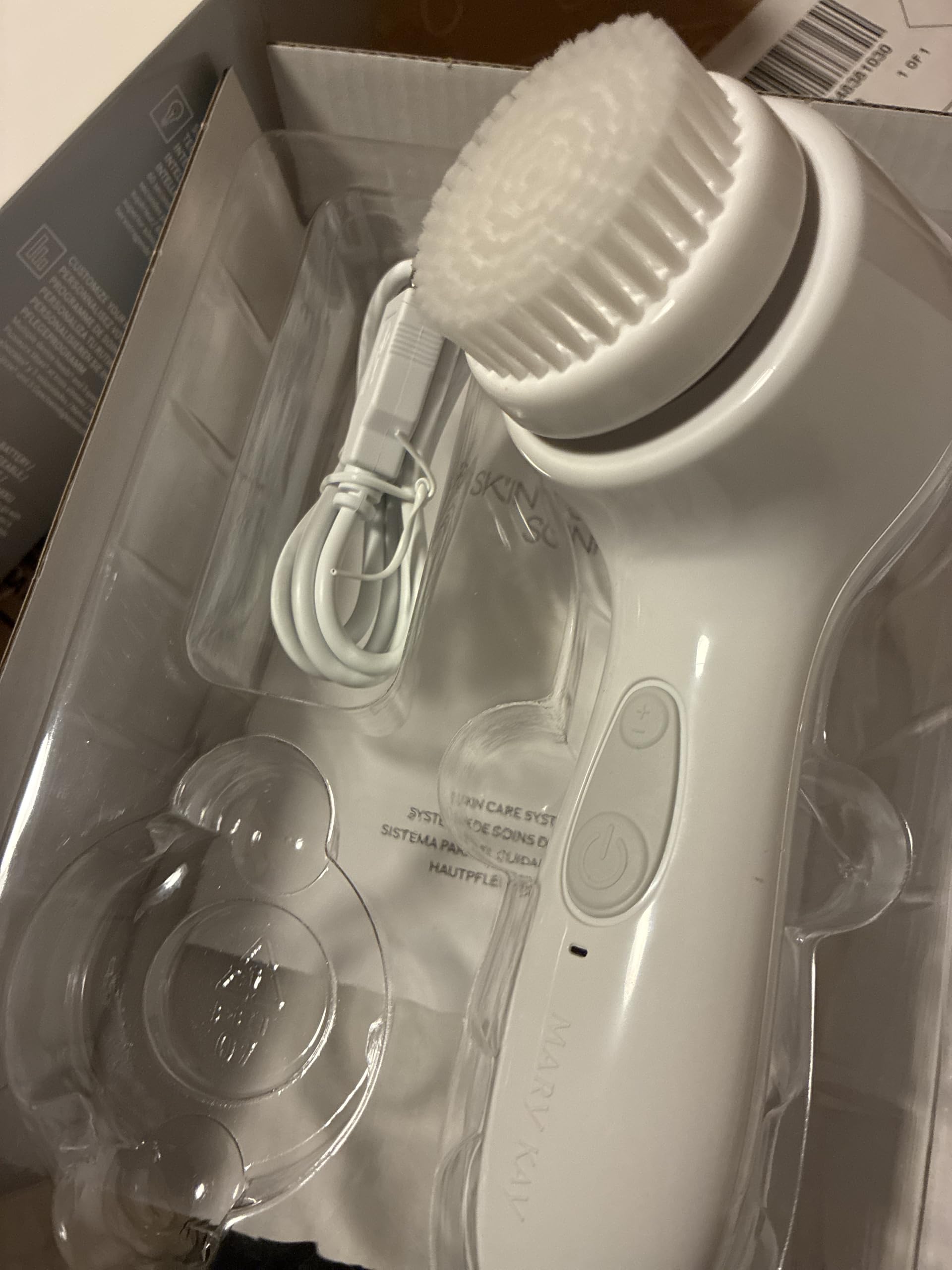 Amazon.com: Mary Kay Skinvigorate Sonic Skin Care System, Sonic