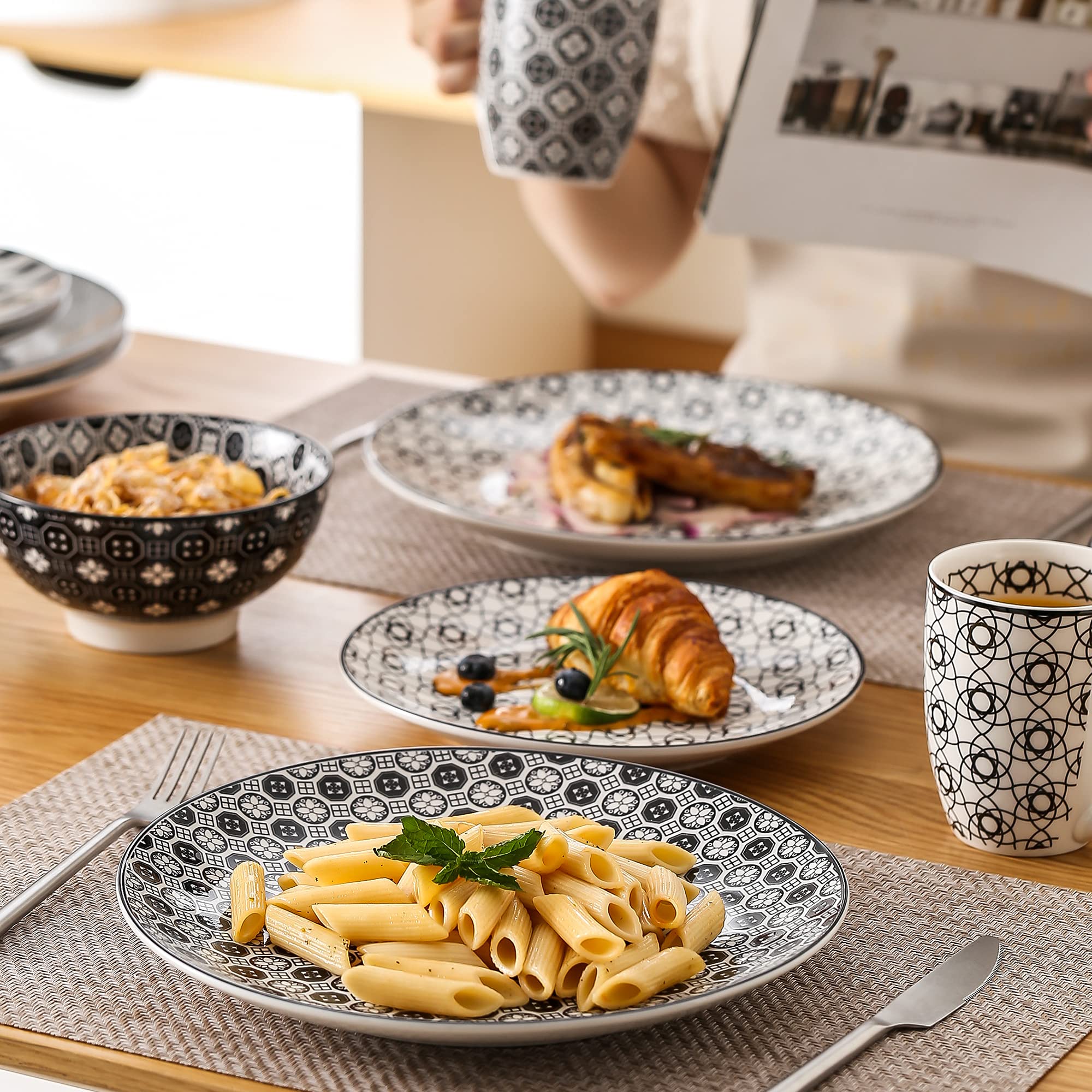 vancasso Haruka Servizi di Piatti 40 pezzi Stile Giapponese in Premium Porcellana con Piatti Piani Piatti Fondi Tazze da Tè Mug Scodella Ciotole per Cereali Piatti Frutta