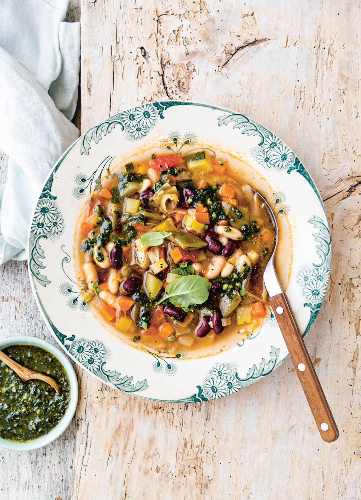 One Pot: 100 Simple Recipes to Cook together (FOOD-COOK)