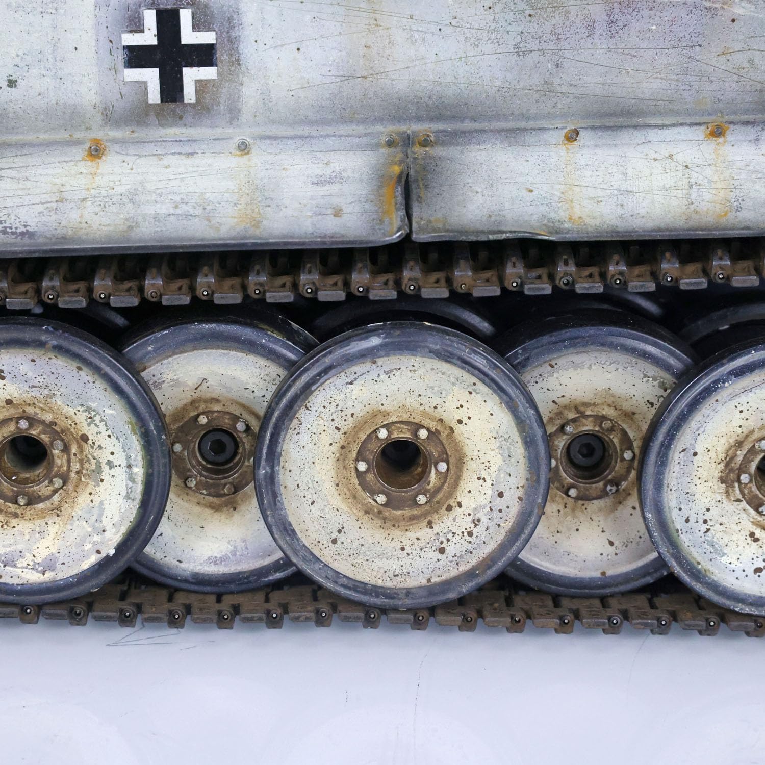 HL Deutscher Tiger I RC Panzer 1/16 Heng Long Upgrade 7.0 FPV 3818 Manuell gespritzte Tarnung