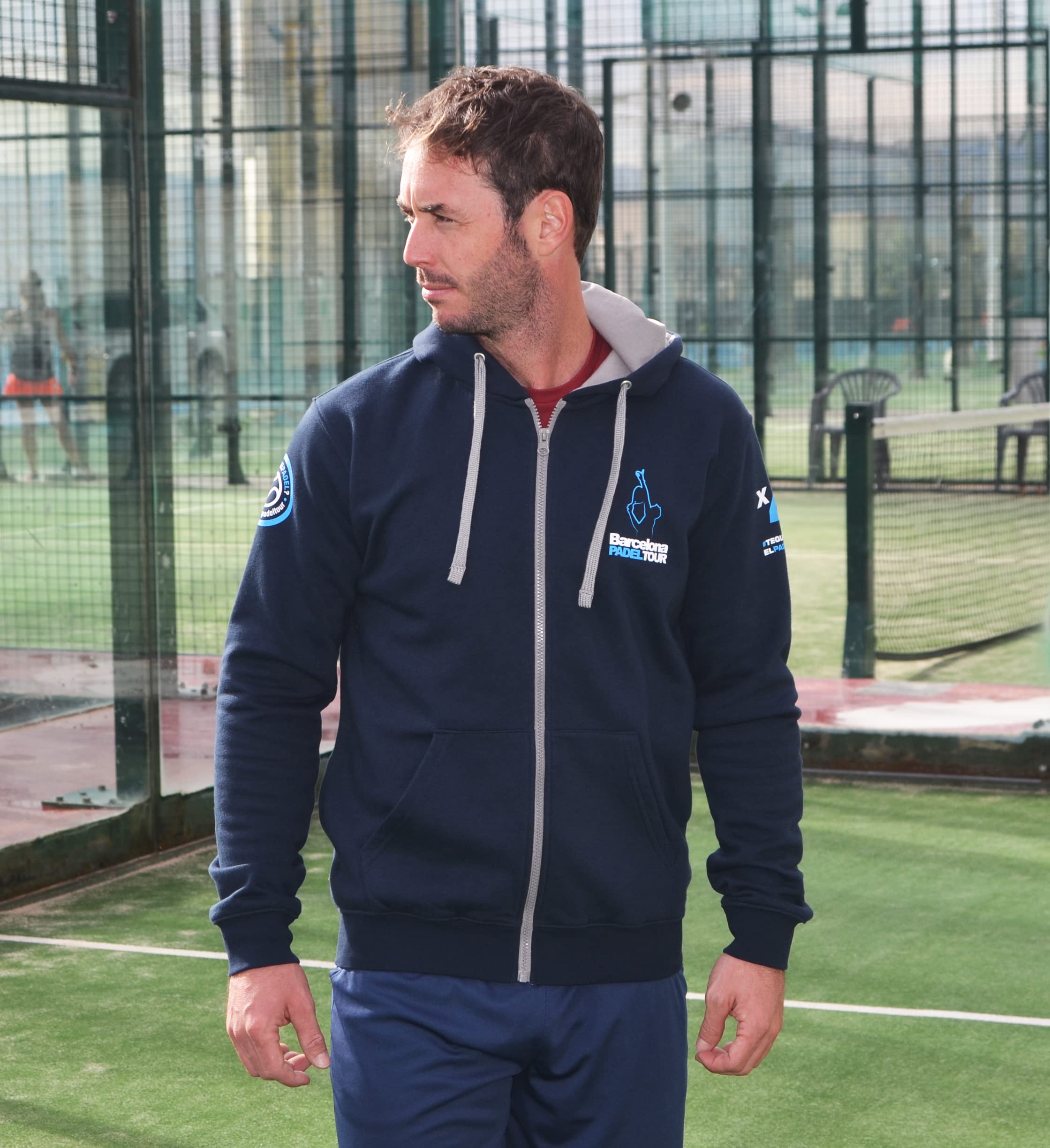 Barcelona Padel Tour - Sudadera con Capucha y Cremallera con Logo Hombre - Chaqueta de Deporte con Estampación de Pádel - Ropa Deportiva de Algodón