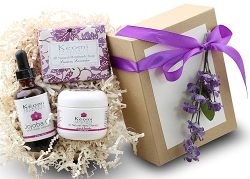 Keomi Naturals - Set de regalo orgánico de lavanda para baño y cuerpo hecho a mano, mimarlos con todo lujo natural, perfumado con aceites