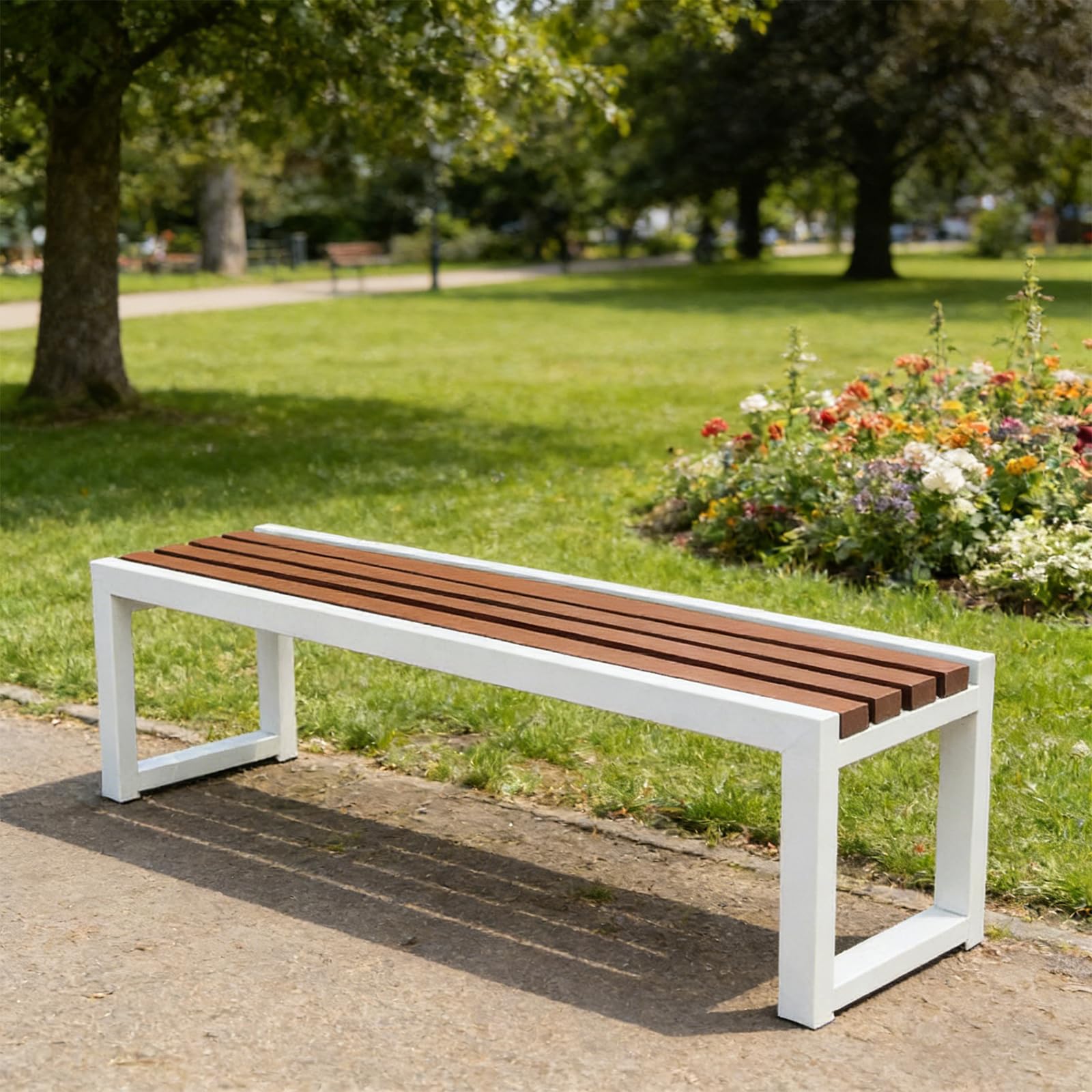 Banc de jardin en métal 2 places idéal pour créer un coin lecture ombragé dans votre cour