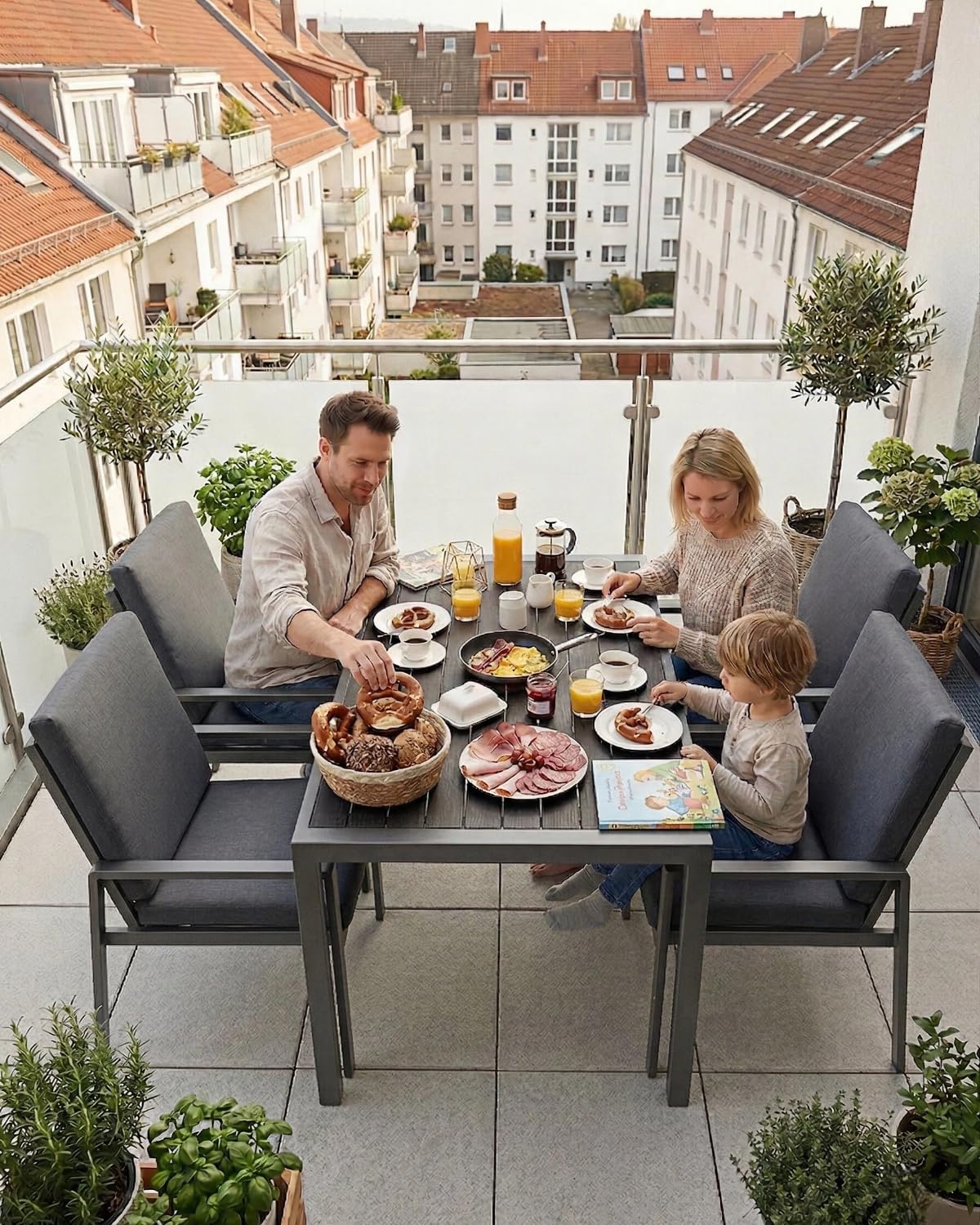 Atenza Gartenmöbel Set 5-teilig wetterfest, Tisch 140x80 cm, 4 Stühle | Rostfreies Aluminiumgestell, WPC-Tischplatte, breite Sitz- und Rückenkissen, Outdoor Essgruppe für Terrasse & Garten
