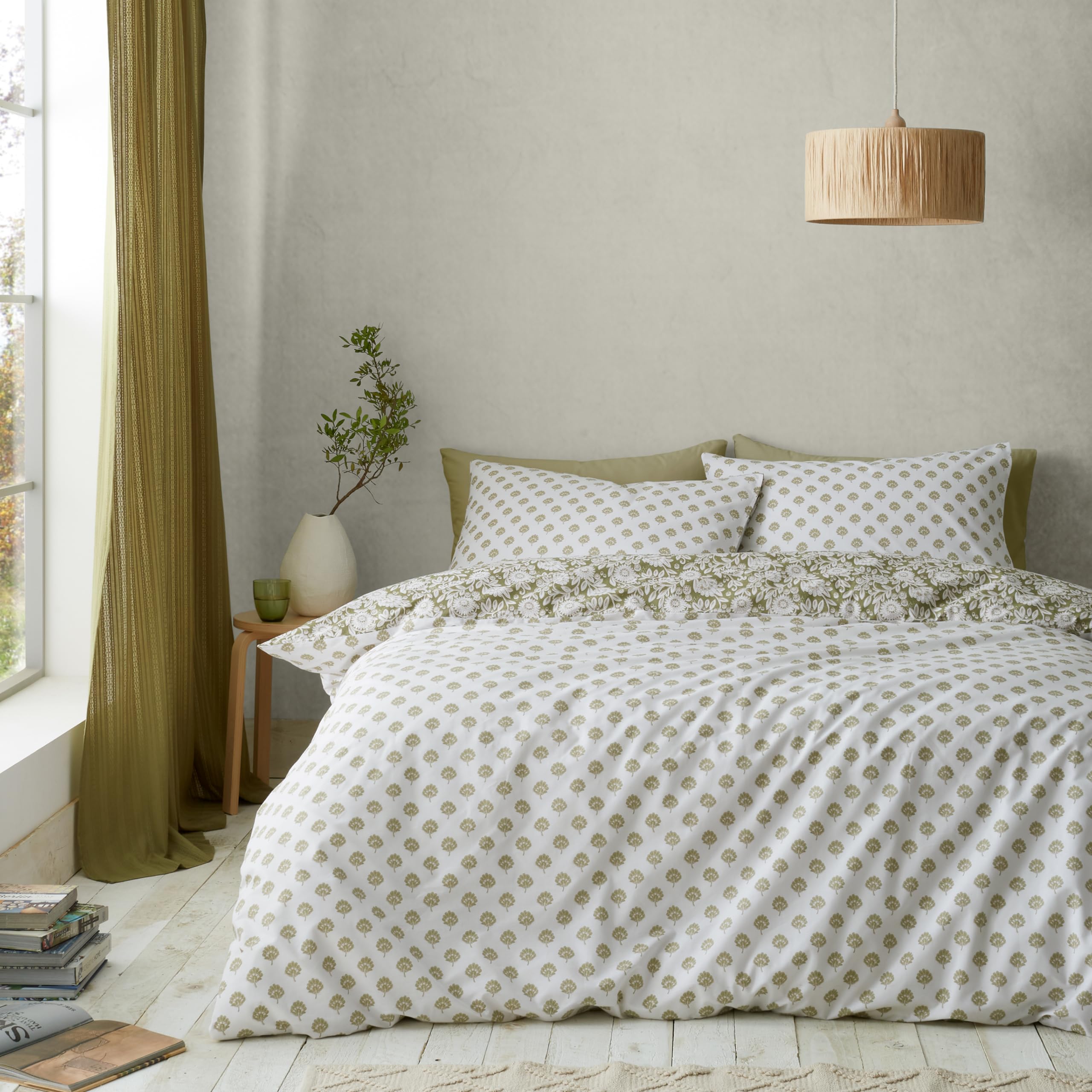 Pineapple Elephant Tangier Floral Reversible King Duvet Cover Set including Pillowcases Olive Green - Image 2