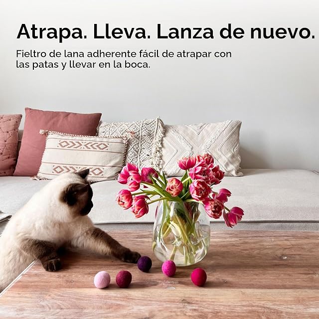 Foto 3 de 7 de LucyBalu® Bolas de Fieltro para Gatos - Juguetes Naturales de 100% Lana de Nepal - 6 Unidades