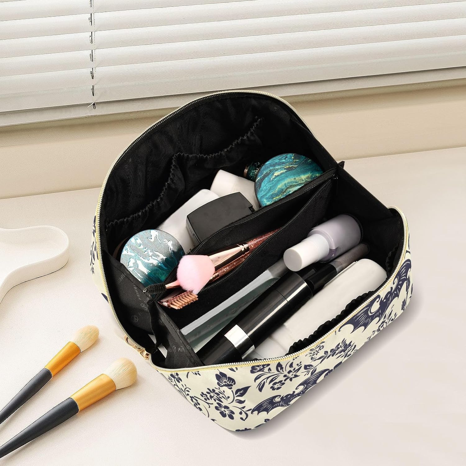 Goth Bats Cosmetic Bag Travel Makeup Bags image 5