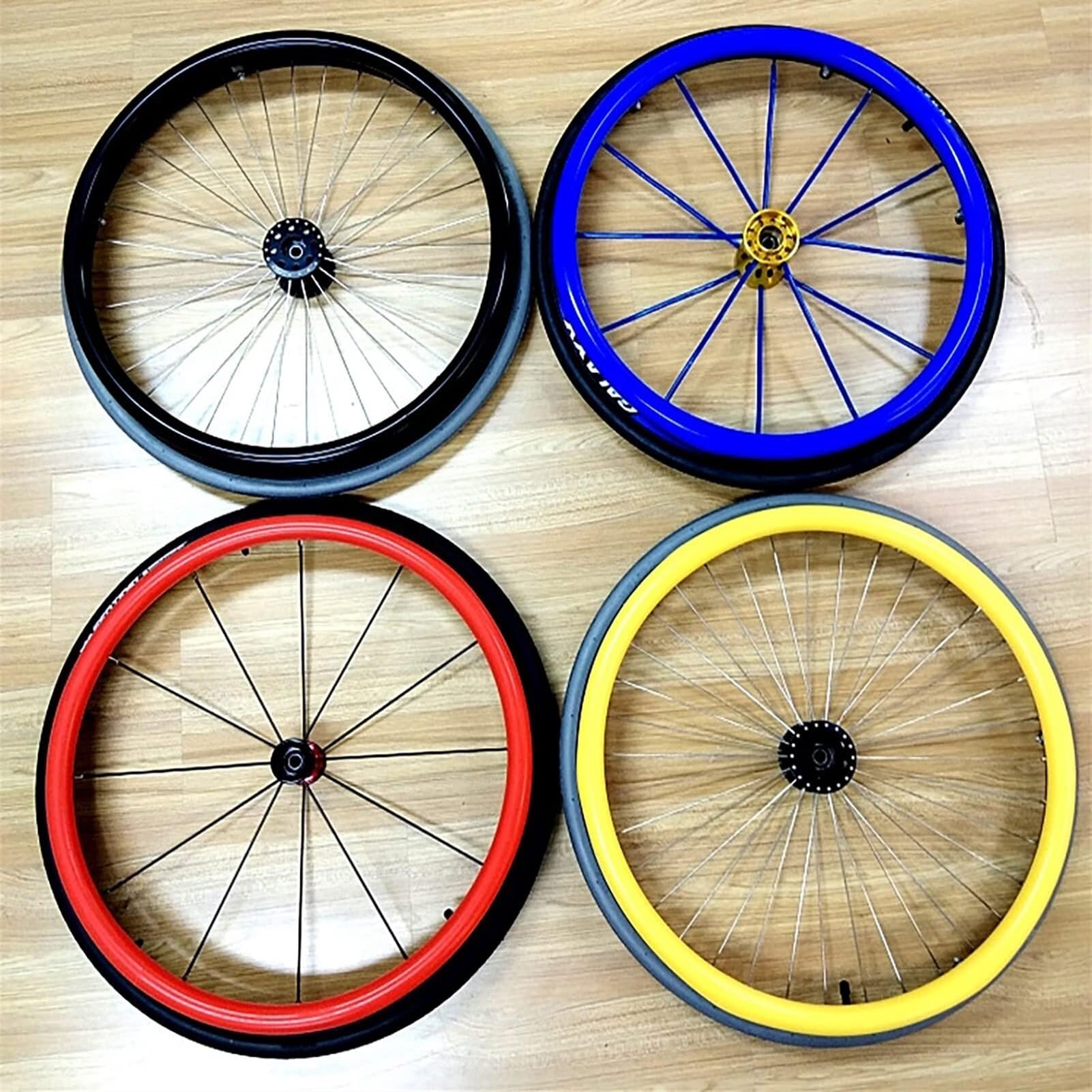 Copricerchi posteriori per sedia a rotelle, custodia protettiva per una migliore presa e trazione, coperture per ruote sportive, adatte per ruote da 24", design durevole